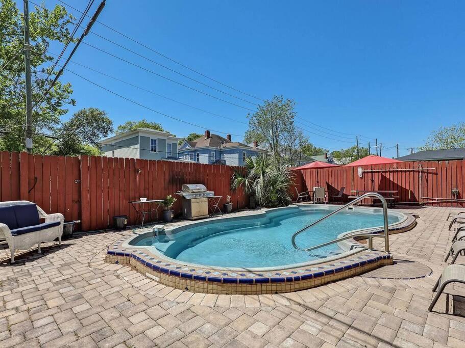 Historic Savannah Gold Private Condo With Pool - 2Bed, 1&Half Bath, Sleeps 6, 1St Floor, 15 Min Walk To Historic Savannah Center And All Attractions Esterno foto